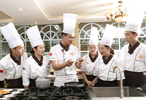 ��ǰѵ��ģ��