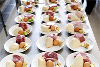 ���ʵ�ϣ�ע��ʵ��