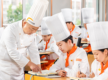 �����ܳ�