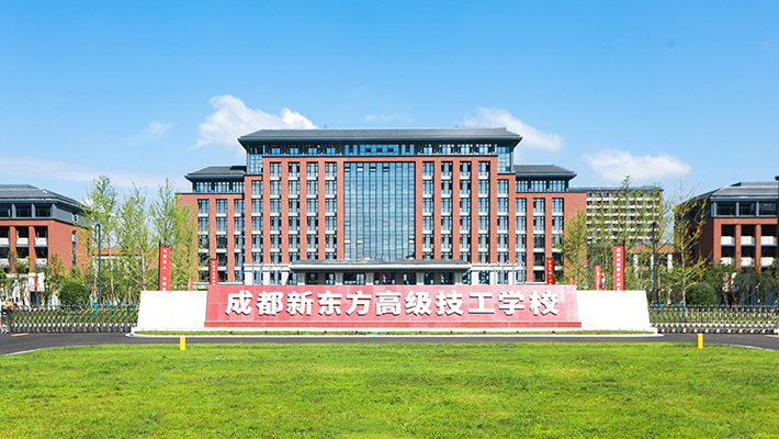 �ɶ��¶������ѧУ