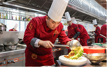 �ɶ��¶������ѧУ���������ܳ�רҵ