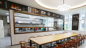 ���ϳ����̰�